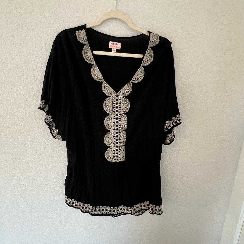 Black and Cream Women's Swimsuit Cover Up from Stella and Dot
